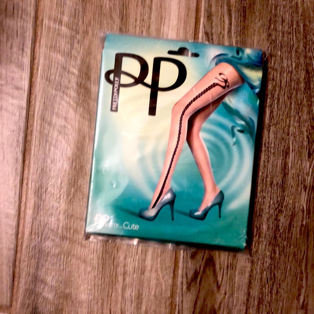 NWT pretty Polly hosiery